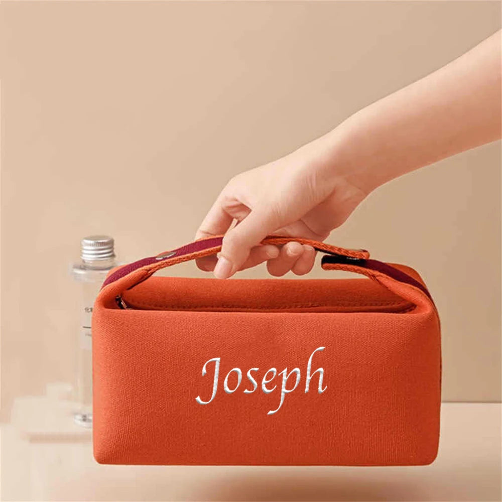 Custom Embroidered Name Simple Portable Hand-held Canvas Bag Personalized Women's Makeup Bag Waterproof Storage Bag Toiletry Bag
