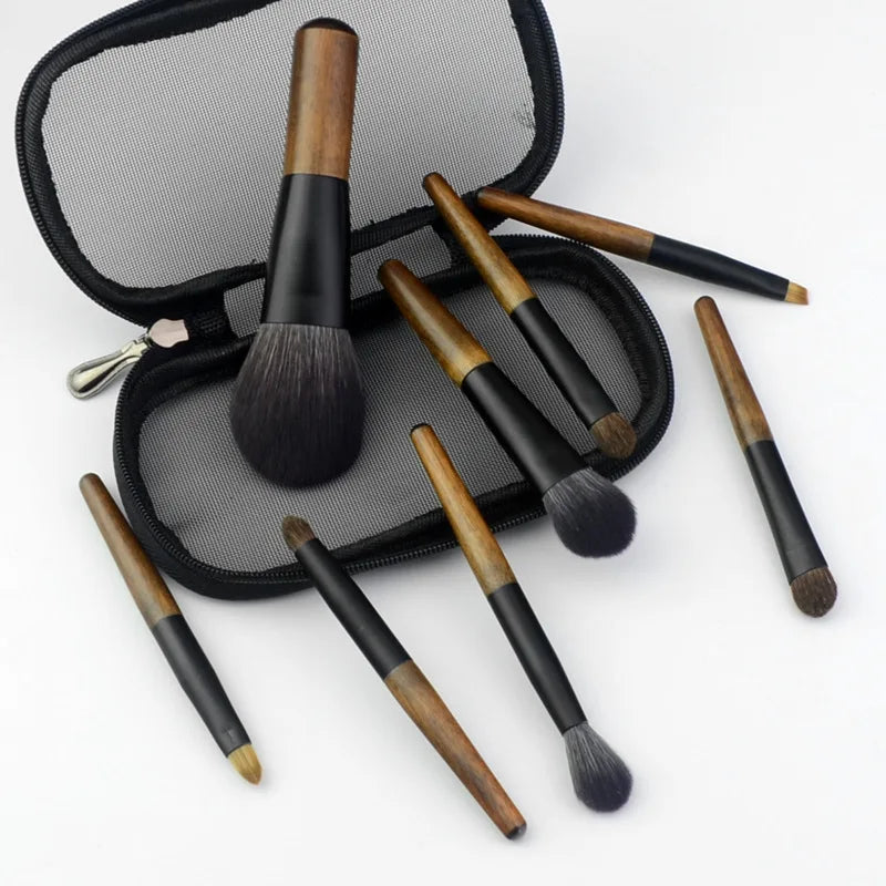 8Pcs Mini Travel Makeup Brush Set with Pouch Wooden Handle Cosmetic Brush for Face Powder Blush Highlighter Concealer Eyeshadow