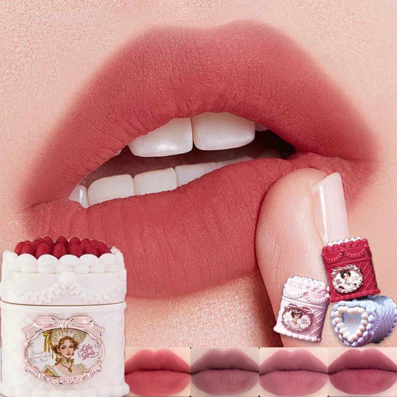 Strawberry Cake Lipstick Matte Velvet Mousse Lip Gloss Lip Mud Soft Focus Finish Vintage Highly Pigmented Lip Cream Women Makeup