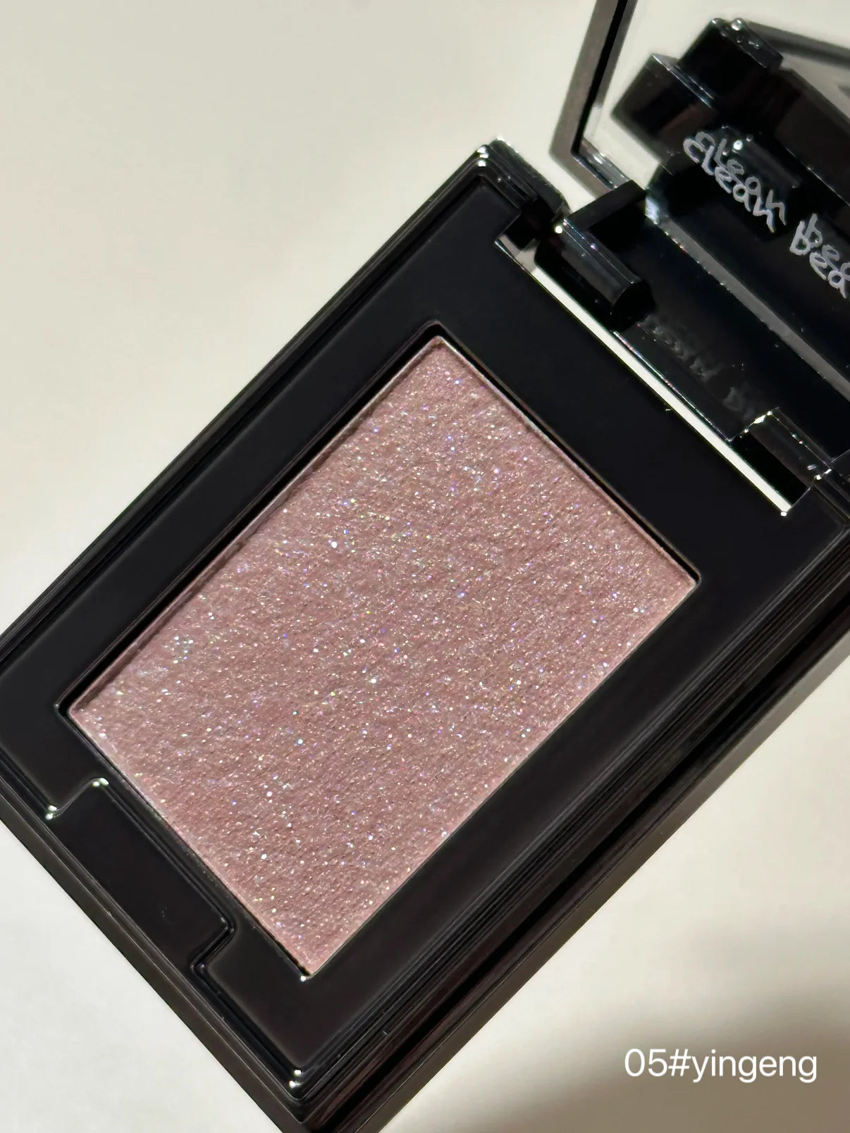 Red Chamber Monochrome Eyeshadow RC Matte Powder Multi-Use Crystal Shimmer Smoky Sparkling Smooth Silky Texture Easy Blend