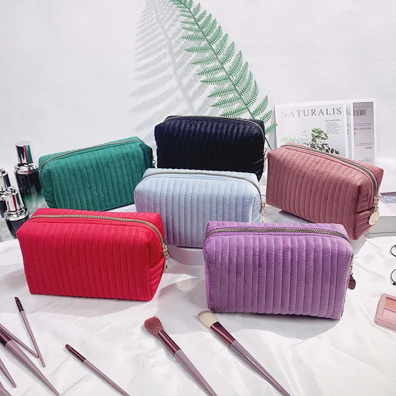 Personalized Custom Name Makeup Storage Bag - Ideal for Outdoor, Business Travel & Fitness, Daily Makeup Kit Organizer, Perfect
